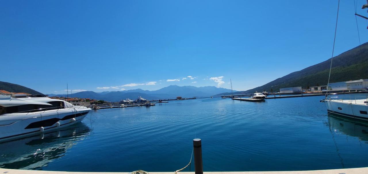 Apartments Villa Swissmonte Herceg Novi Bagian luar foto