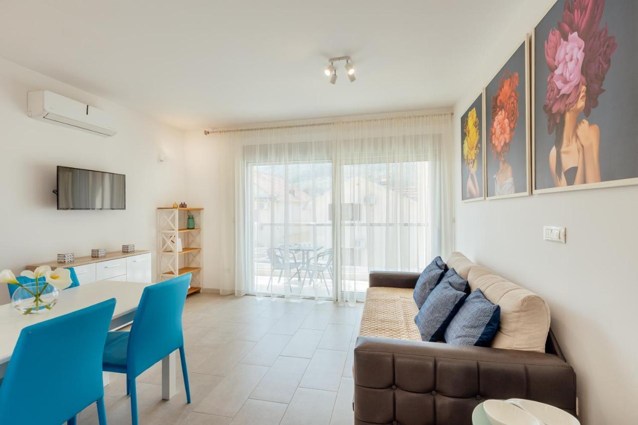 Apartments Villa Swissmonte Herceg Novi Bagian luar foto
